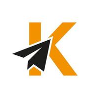 conceito de logotipo de viagem letra k com modelo de vetor de ícone de avião de papel
