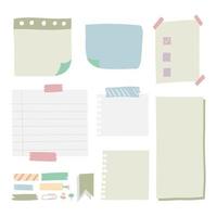 pedaços de notas coloridas de tamanhos diferentes, caderno, folhas de papel do caderno coladas com fita adesiva no fundo cinza