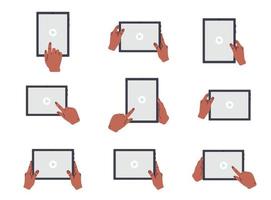 mãos segurando um tablet pc horizontalmente e verticalmente enquanto assiste a um vídeo. estilo cartoon doodle. vetor