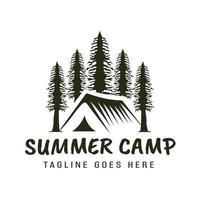 logotipo de atividades da vida selvagem distintivo de acampamento de verão ilustração de design vintage, símbolo de modelo vetor