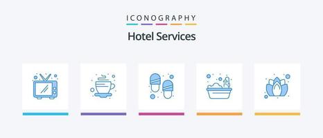 pacote de ícones azul 5 de serviços de hotel, incluindo banheira de hidromassagem. sabão. chinelos. hotel. hotel. design de ícones criativos vetor