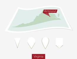curvado papel mapa do Virgínia Estado com capital Richmond em cinzento fundo. quatro diferente mapa PIN definir. vetor