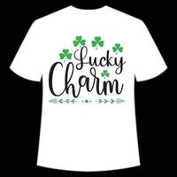 por sorte charme st. patrick's dia camisa impressão modelo, por sorte encantos, irlandês, todos tem uma pequeno sorte tipografia Projeto vetor