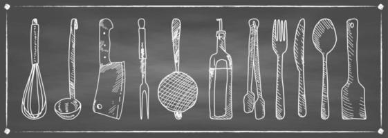 mão desenhado conjunto de utensílios de cozinha num quadro-negro. vetor