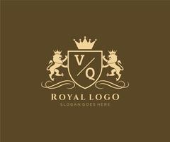 inicial vq carta leão real luxo heráldico, crista logotipo modelo dentro vetor arte para restaurante, realeza, butique, cafeteria, hotel, heráldico, joia, moda e de outros vetor ilustração.
