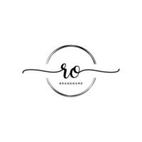 inicial ro feminino logotipo coleções modelo. caligrafia logotipo do inicial assinatura, casamento, moda, joalheria, butique, floral e botânico com criativo modelo para qualquer companhia ou negócios. vetor