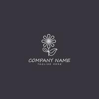 vetor mão desenhado logotipo modelo dentro elegante e mínimo estilo ramo com flor, folhas e bagas com uma texto amostra. feminino romântico floral clipart. para o negócio branding e identidade.