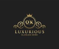 modelo de logotipo de luxo real de letra qk inicial em arte vetorial para restaurante, realeza, boutique, café, hotel, heráldica, joias, moda e outras ilustrações vetoriais. vetor