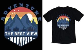 design de camiseta de montanha vetor