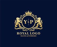 modelo de logotipo de luxo real de leão de letra yp inicial em arte vetorial para restaurante, realeza, boutique, café, hotel, heráldica, joias, moda e outras ilustrações vetoriais. vetor