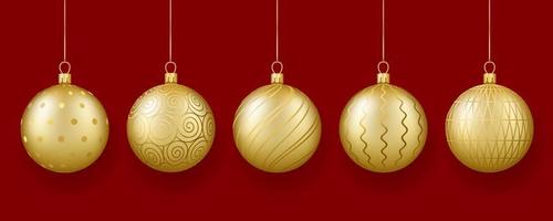Natal e Novo ano decoração. conjunto do ouro vidro bolas com ornamento.