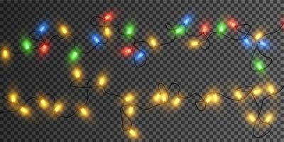 Natal luzes. colorida Natal guirlandas. vetor vermelho, amarelo, azul e verde brilho luz lâmpadas em fios isolado.