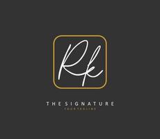 r k rk inicial carta caligrafia e assinatura logotipo. uma conceito caligrafia inicial logotipo com modelo elemento. vetor