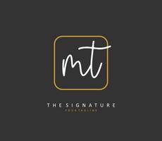 m t mt inicial carta caligrafia e assinatura logotipo. uma conceito caligrafia inicial logotipo com modelo elemento. vetor