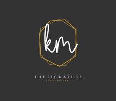 k m km inicial carta caligrafia e assinatura logotipo. uma conceito caligrafia inicial logotipo com modelo elemento. vetor