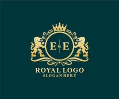 modelo de logotipo de luxo real de leão de letra ee inicial em arte vetorial para restaurante, realeza, boutique, café, hotel, heráldica, joias, moda e outras ilustrações vetoriais. vetor