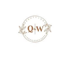 inicial qw cartas lindo floral feminino editável premade monoline logotipo adequado para spa salão pele cabelo beleza boutique e Cosmético empresa. vetor