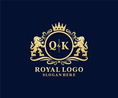 modelo de logotipo de luxo real de leão de letra qk inicial em arte vetorial para restaurante, realeza, boutique, café, hotel, heráldica, joias, moda e outras ilustrações vetoriais. vetor