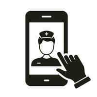 médicos serviço dentro Smartphone glifo ícone. cuidados de saúde dentro Móvel telefone silhueta símbolo. médico conectados consulta. controlo remoto virtual médico homem pictograma. isolado vetor ilustração.