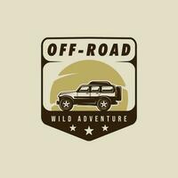 fora estrada carro logotipo vintage vetor ilustração modelo ícone gráfico Projeto. veículo para aventura ao ar livre com Sol placa ou símbolo com retro estilo com crachá