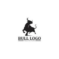 cabeça de búfalo de touro, vaca, vetor de design de logotipo de mascote animal para búfalo de chifre de esporte, animal, mamíferos, logotipo de cabeça, selvagem, matador