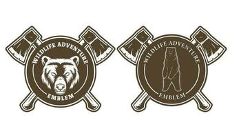 animais selvagens aventura emblema Projeto com Urso desenhando vetor