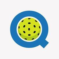 pickleball logotipo em carta q vetor modelo. salmoura bola logótipo