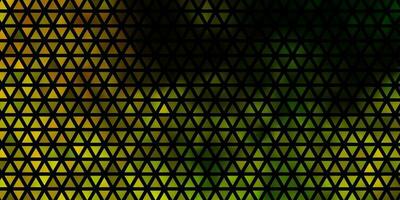de fundo vector verde e amarelo claro com estilo poligonal.
