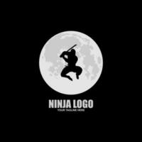 ilustração de design de logotipo de lua samurai vetor