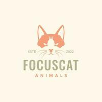 Bravo gato cabeça animais de estimação mascote desenho animado vintage hipster logotipo ícone vetor ilustração