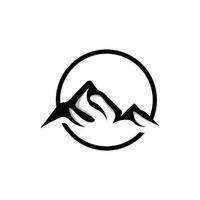 montanha logotipo, natureza panorama Visão projeto, alpinistas e aventura, modelo ilustração vetor