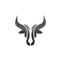 touro logotipo projeto, touro cabeça vetor, simples vintage búfalo e vaca grandes chifre vetor