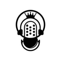 logotipo do podcast, vetor, fone de ouvido e bate-papo, design simples de microfone vintage vetor