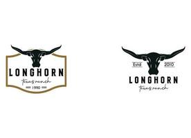 vintage vestuário logotipo com longhorn crânio vetor