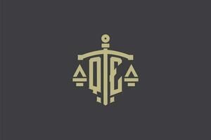 carta qe logotipo para lei escritório e advogado com criativo escala e espada ícone Projeto vetor