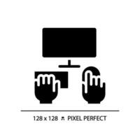 mãos com computador pixel perfeito Preto glifo ícone. pessoa trabalhando em pc. eletrônico equipamento para trabalhos e passatempo. silhueta símbolo em branco espaço. sólido pictograma. vetor isolado ilustração