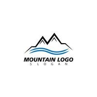 modelo de logotipo de montanha. ilustrador vetorial vetor