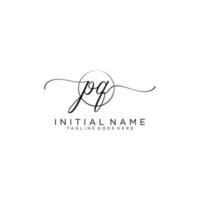 inicial pq feminino logotipo coleções modelo. caligrafia logotipo do inicial assinatura, casamento, moda, joalheria, butique, floral e botânico com criativo modelo para qualquer companhia ou negócios. vetor