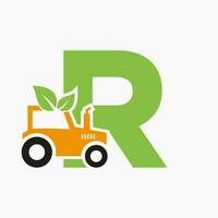 carta r agricultura logotipo conceito com trator ícone vetor modelo. eco Fazenda símbolo