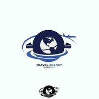 viagem agência logotipos, Sombrio azul e luz azul cores, vetor viagem logotipo, avião símbolo circulando a terra