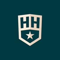 inicial hh logotipo Estrela escudo símbolo com simples Projeto vetor