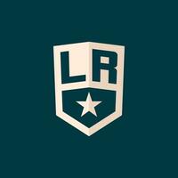 inicial lr logotipo Estrela escudo símbolo com simples Projeto vetor