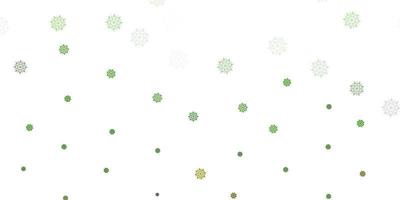 fundo vector verde claro com flocos de neve de Natal.