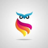 colorida gradiente coruja logotipo vetor