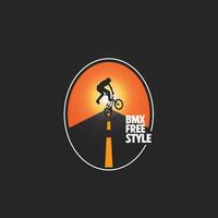 vetor de logotipo de mountain bike