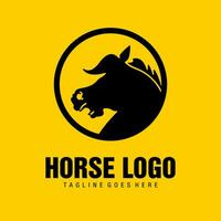 cavalo logotipo com círculo em amarelo fundo vetor