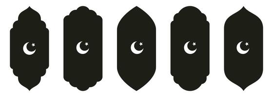 forma islâmico porta e janela silhueta árabe arco com símbolos . coleção do padrões dentro oriental estilo. quadros dentro árabe muçulmano Projeto para Ramadã kareem. vetor mesquita portão isolado em branco.