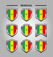 Senegal nacional emblemas bandeira e luxo escudo vetor