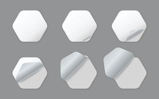 adesivos de papel hexagonal branco em branco com canto enrolado vetor