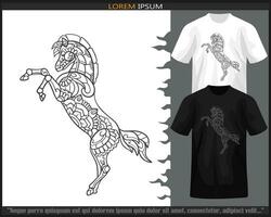 cavalo mandala artes isolado em Preto e branco t camisa. vetor